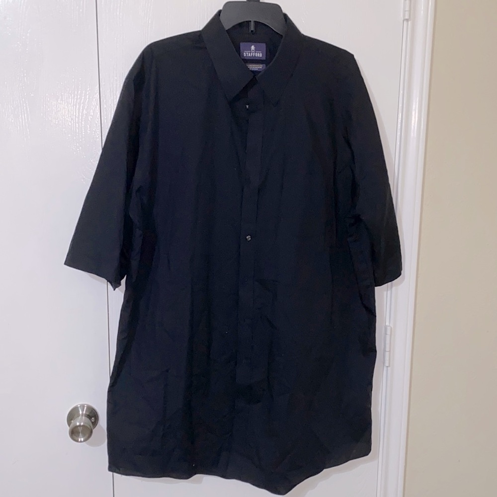 Like New Stafford black short sleeve button down